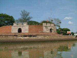 Pom Phet Fortress